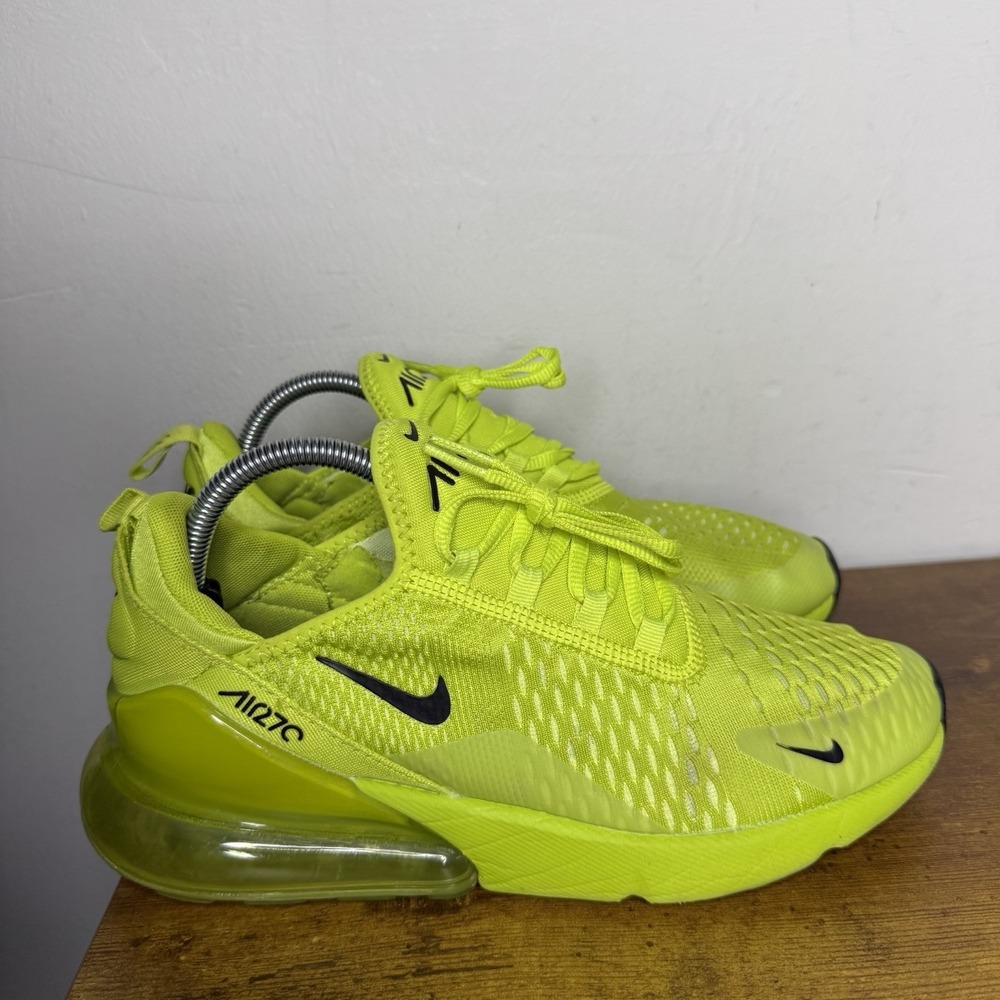 Nike Air Max 270 Shoes Womens Size 10 Yellow Volt Running Sneakers DV2226-300